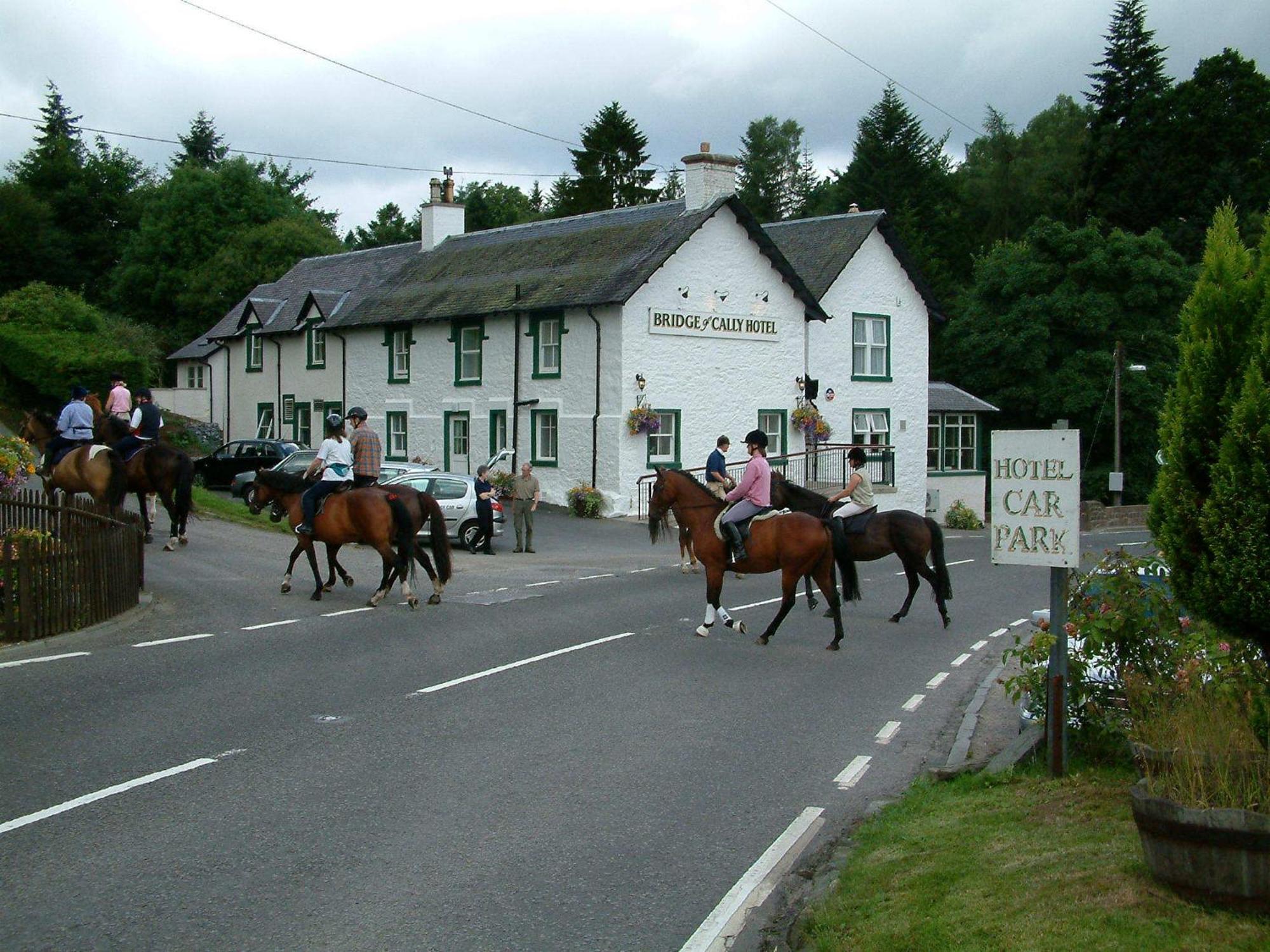 Bridge Of Cally Hotel Zewnętrze zdjęcie